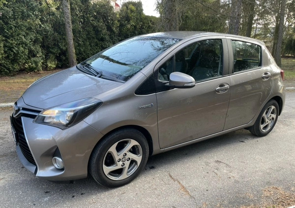 Toyota Yaris cena 45900 przebieg: 182500, rok produkcji 2015 z Starachowice małe 232
